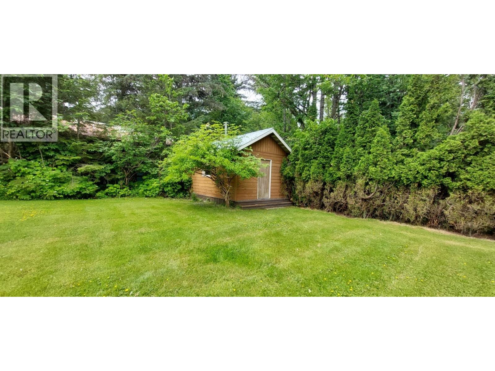 1600 MACKENZIE 20 HIGHWAY - 23