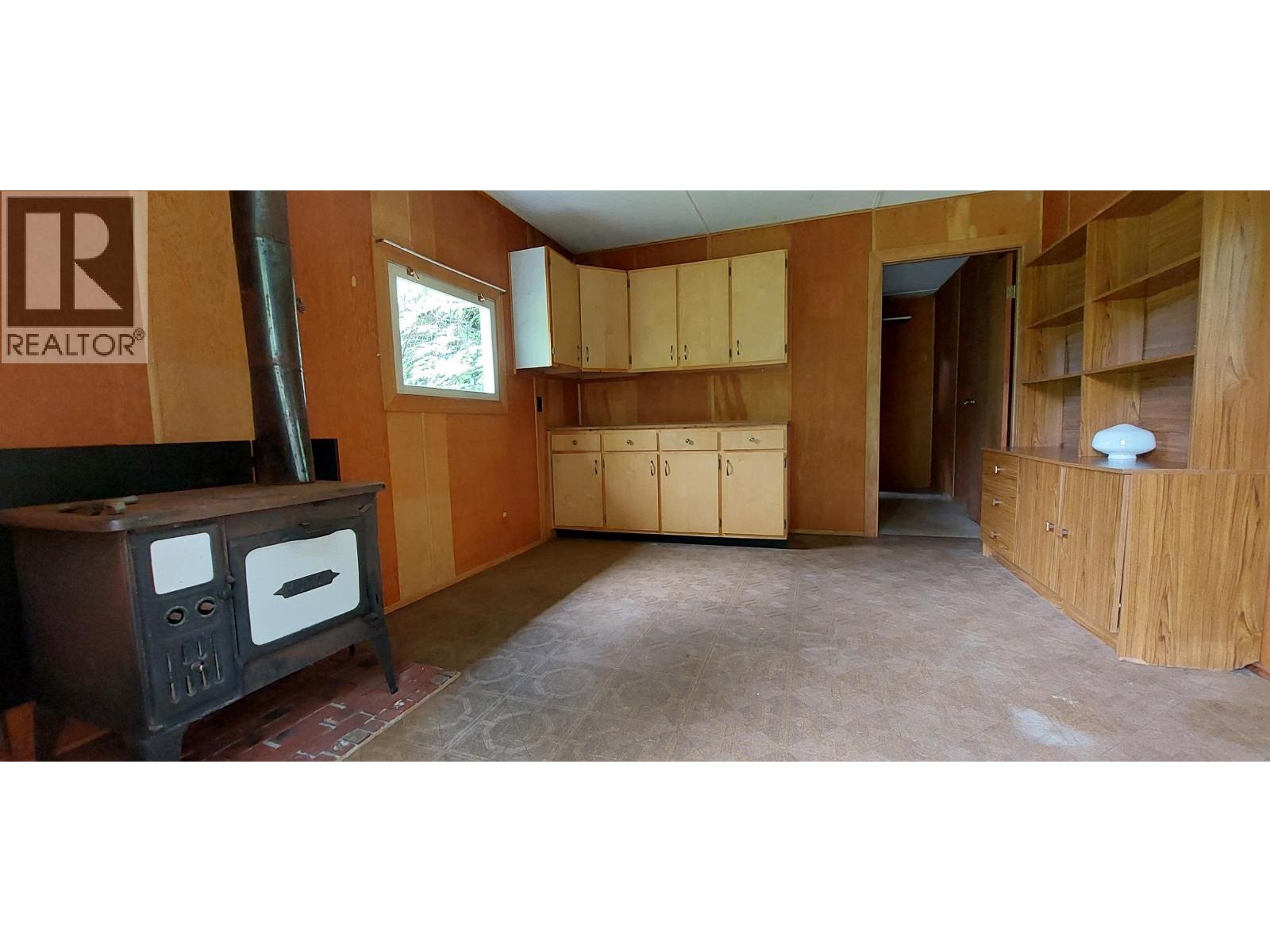 1600 MACKENZIE 20 HIGHWAY - 24