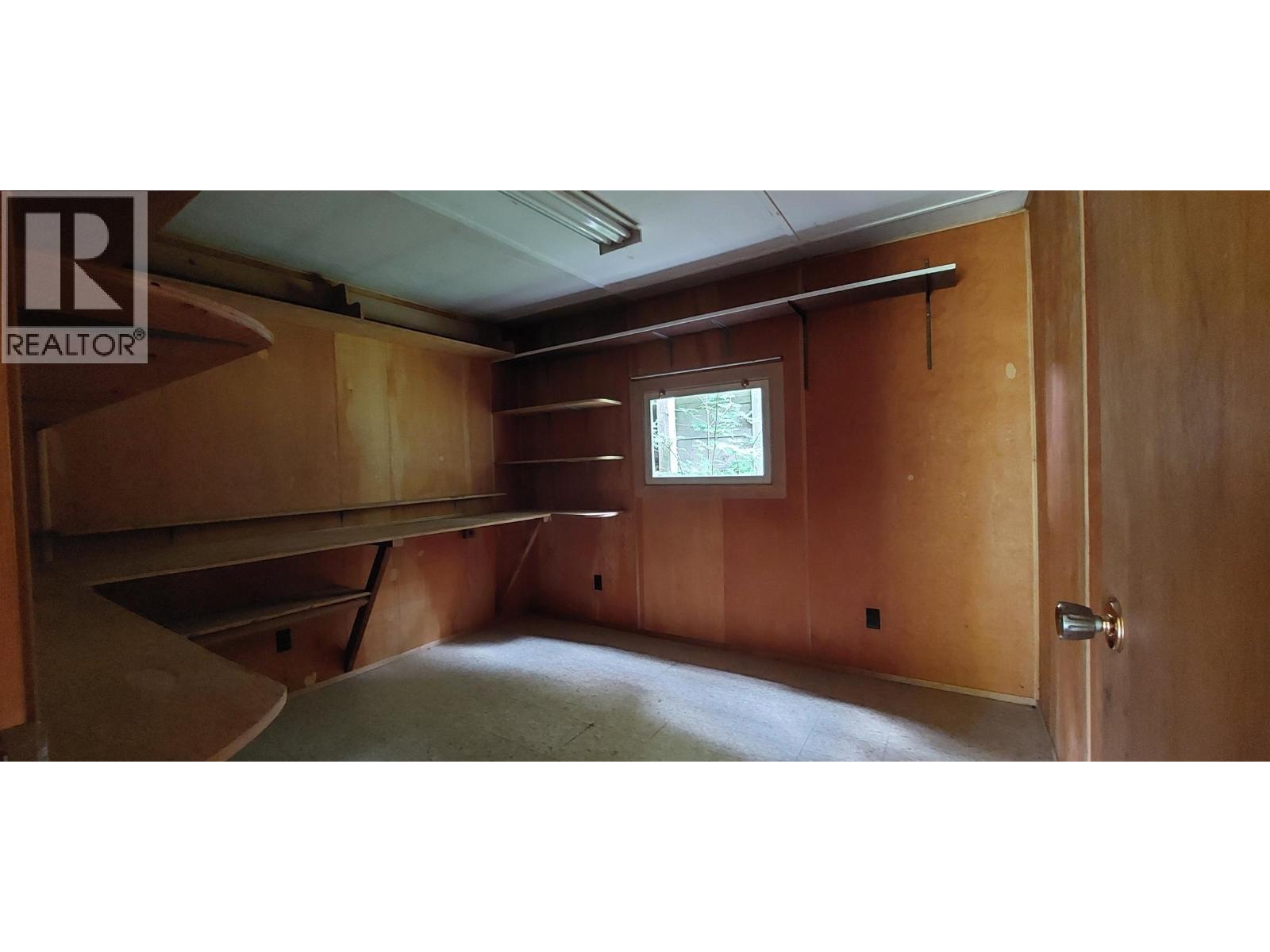 1600 MACKENZIE 20 HIGHWAY - 25