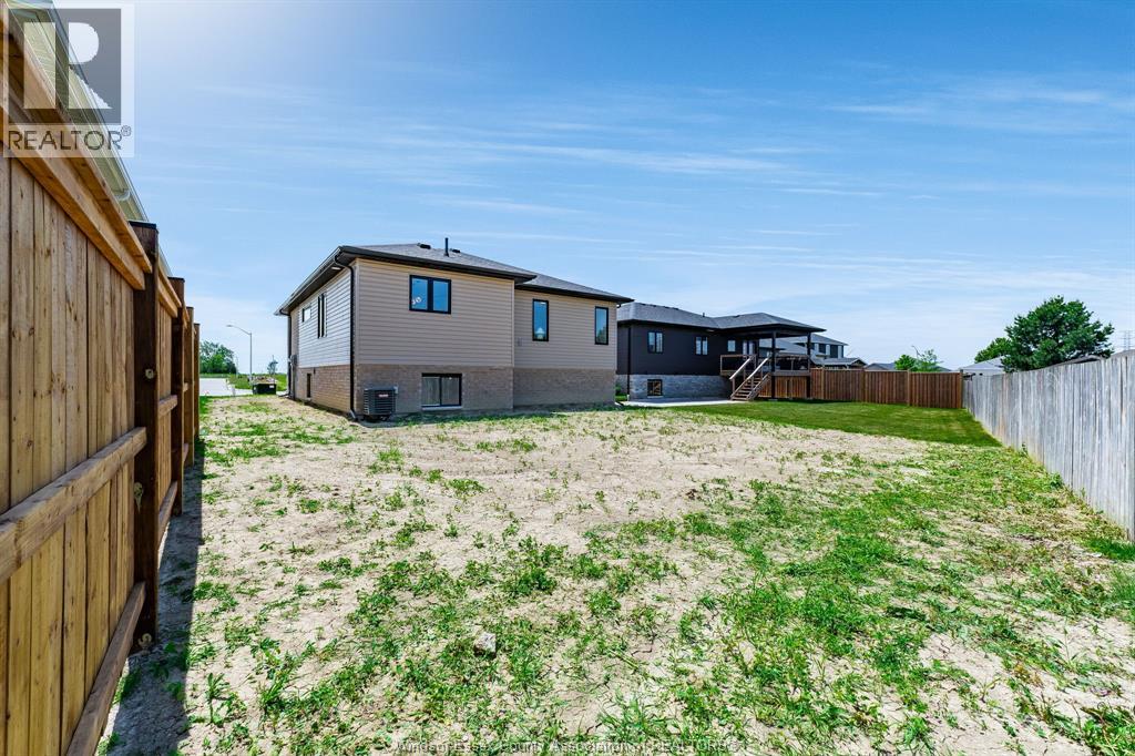 26 Hawthorne CRESCENT - 33