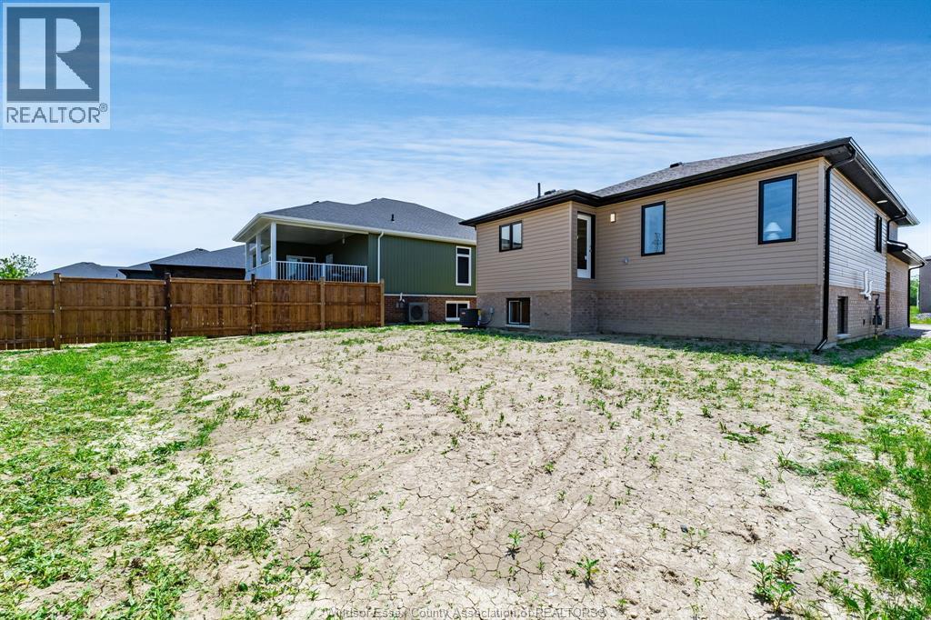 26 Hawthorne CRESCENT - 34