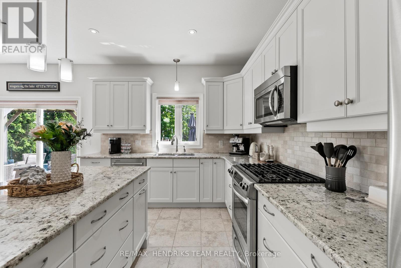 15 DIANA DRIVE - 13