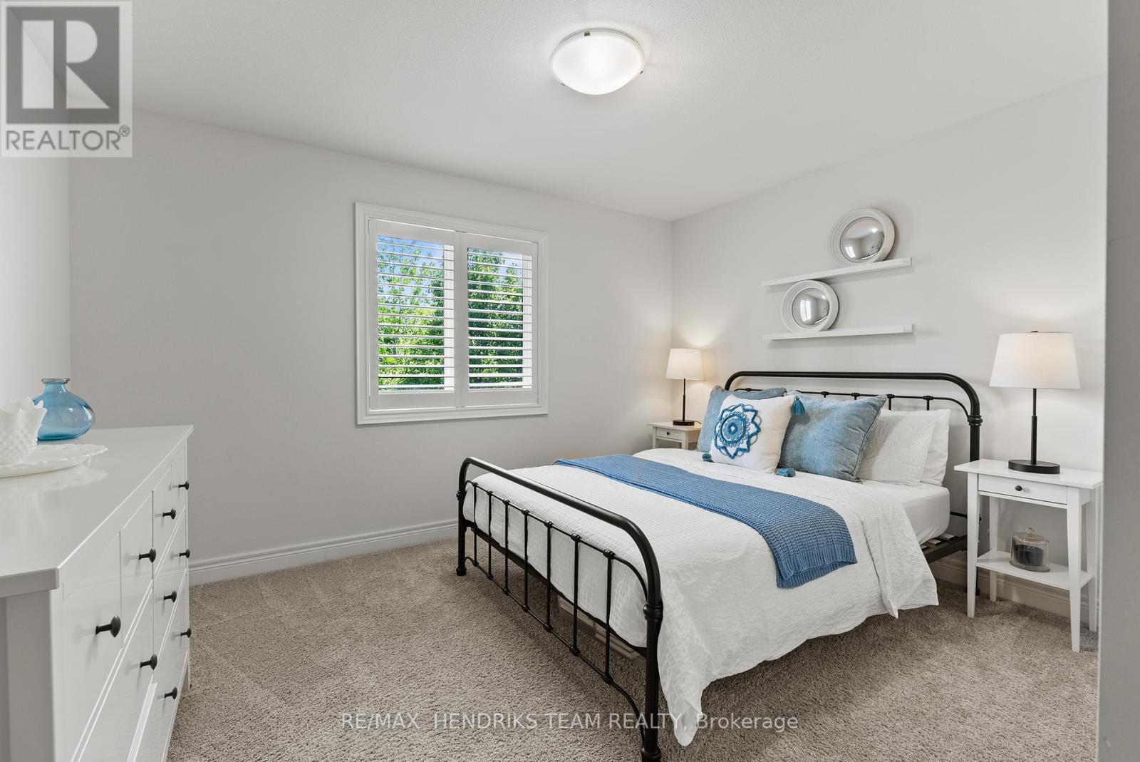 15 DIANA DRIVE - 26