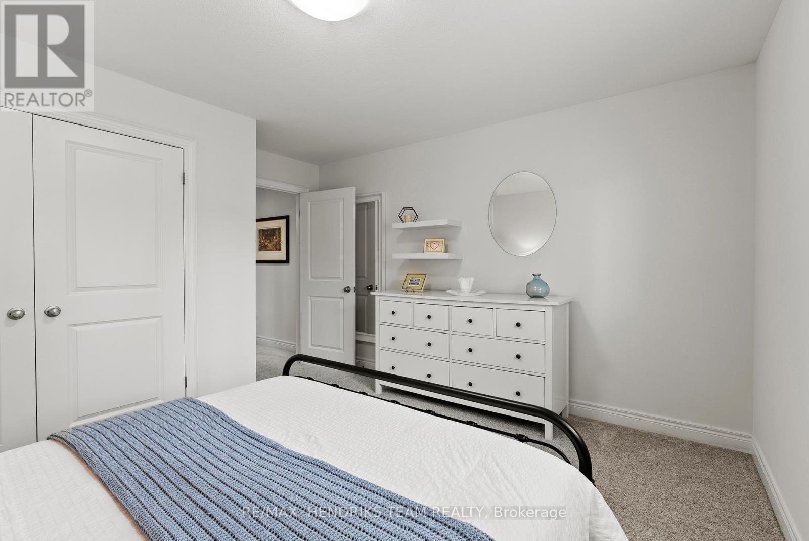 15 DIANA DRIVE - 27
