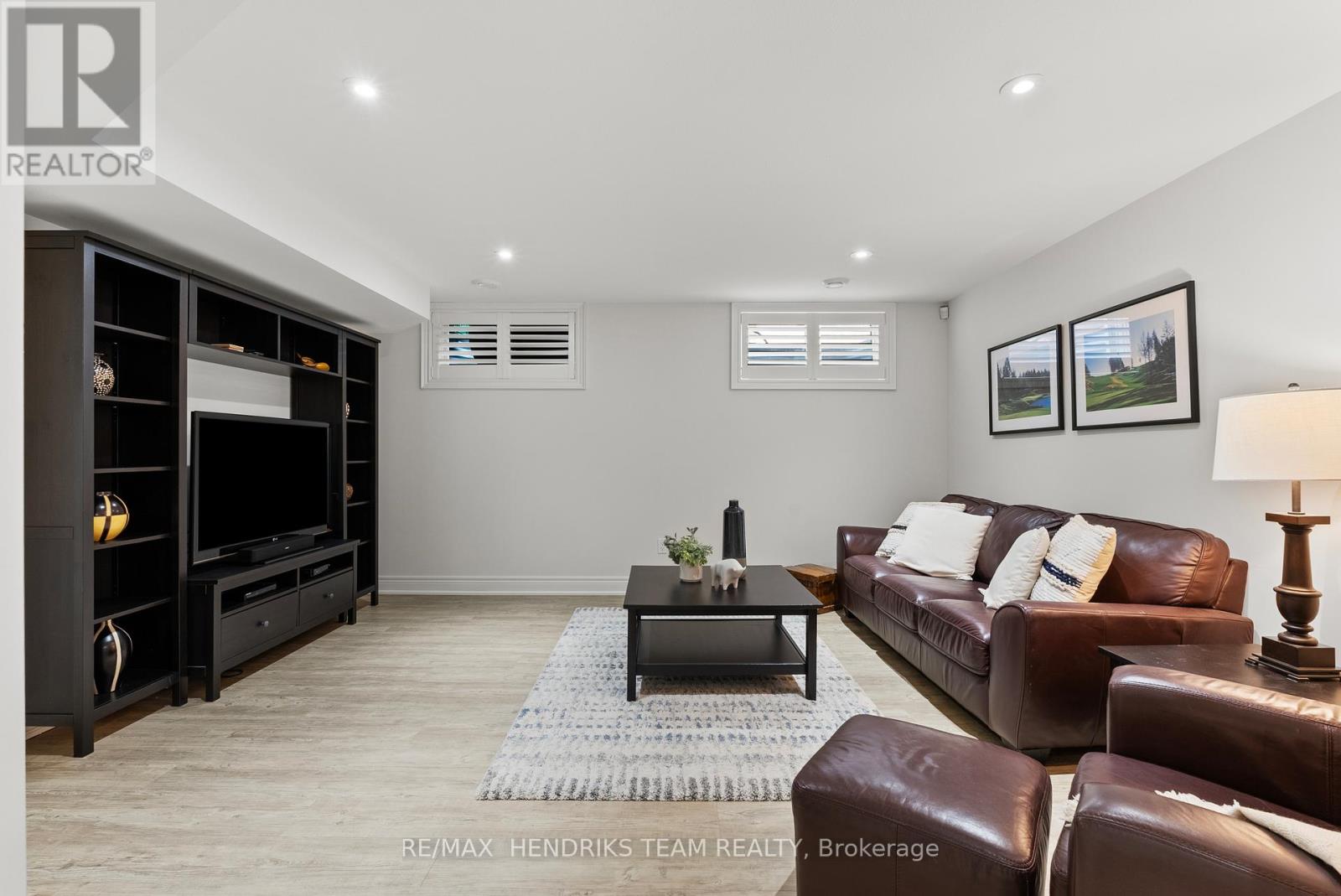 15 DIANA DRIVE - 30