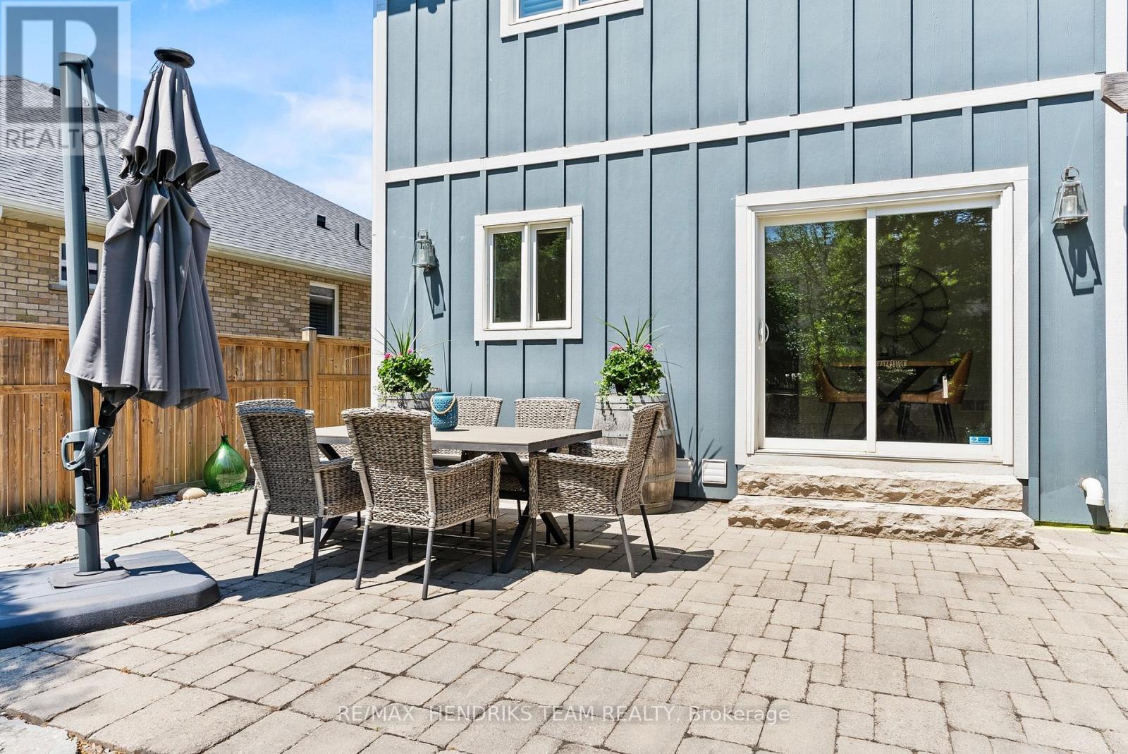 15 DIANA DRIVE - 35