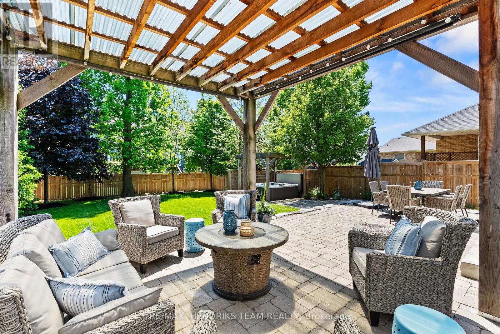 15 DIANA DRIVE - 37