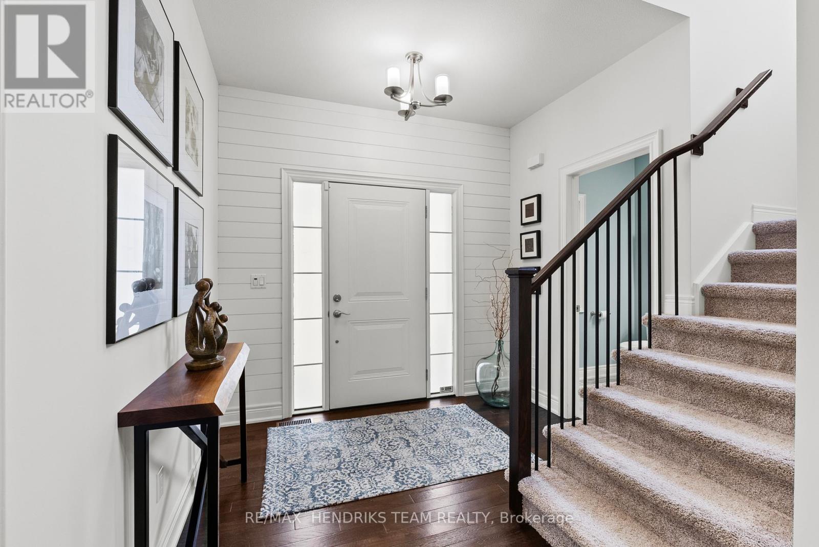 15 DIANA DRIVE - 4