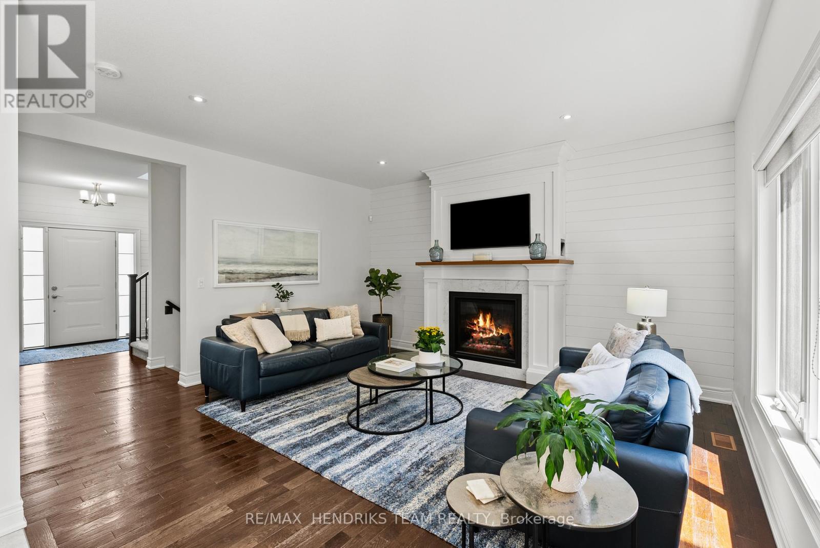 15 DIANA DRIVE - 6