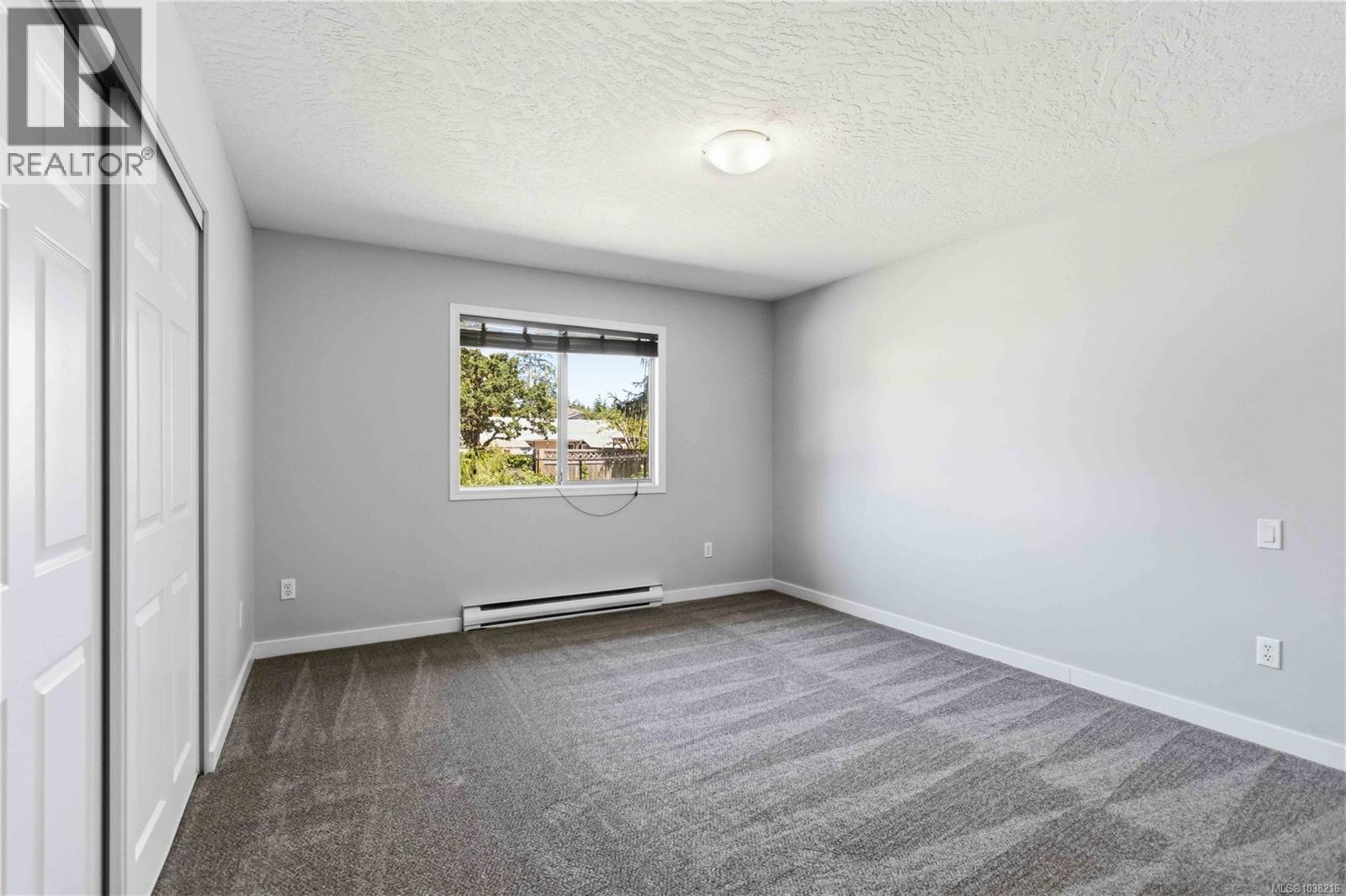 960 Dunford Ave - 37