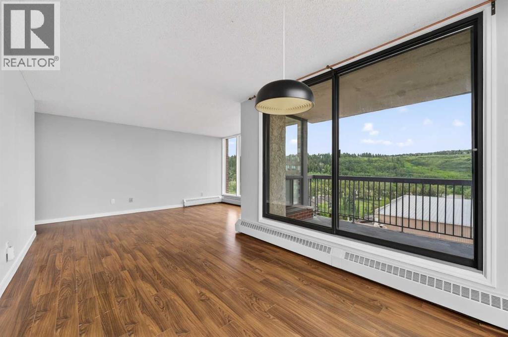 #902 145 Point Drive NW - 14