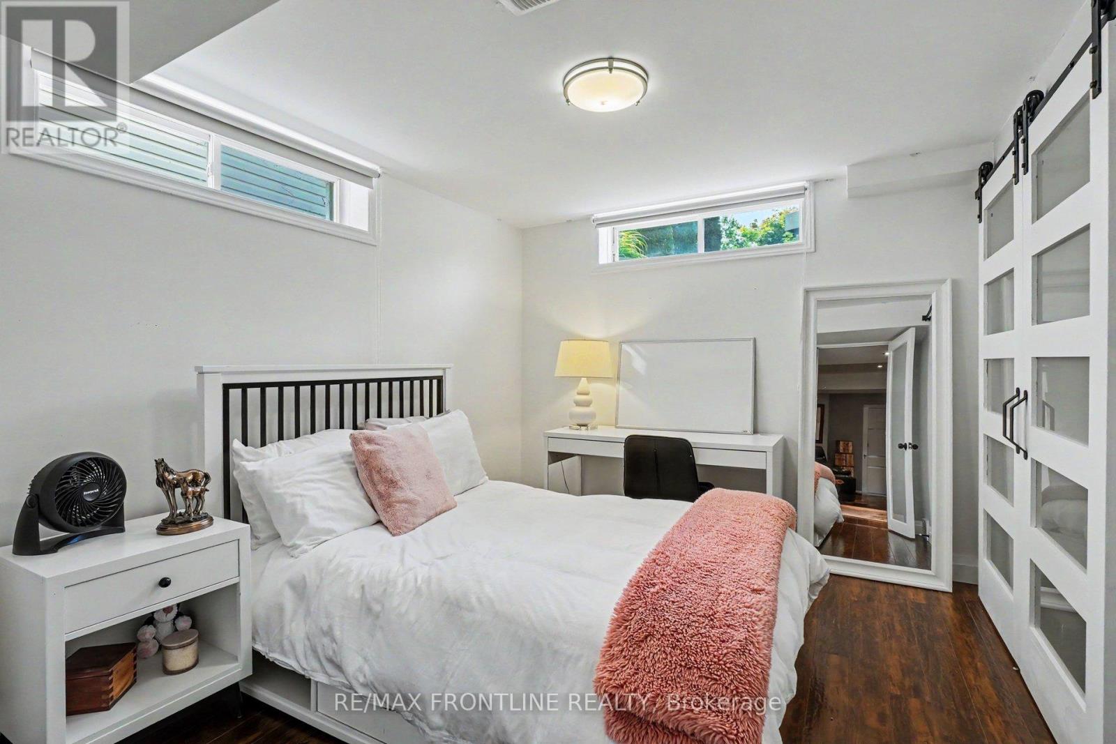 37 CALDERWOOD WAY - 34