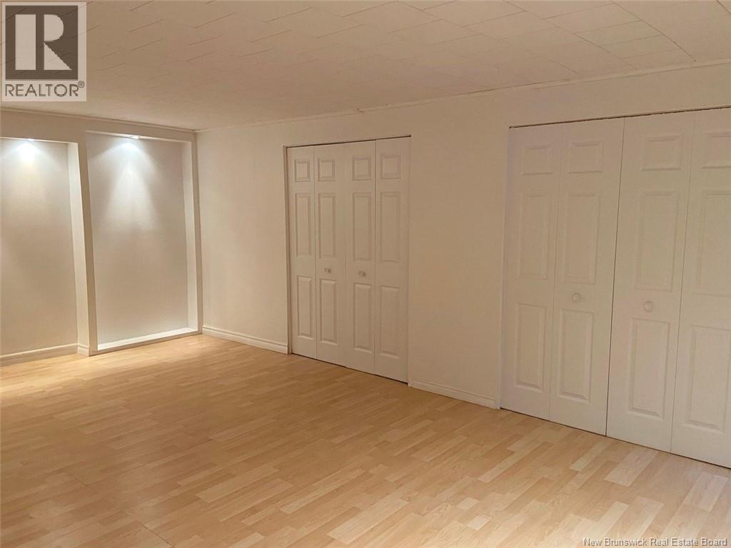 52 Raymond Street - 13