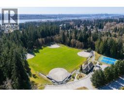 29 1550 Larkhall Crescent, North Vancouver, BC V7H2Z2 Photo 39