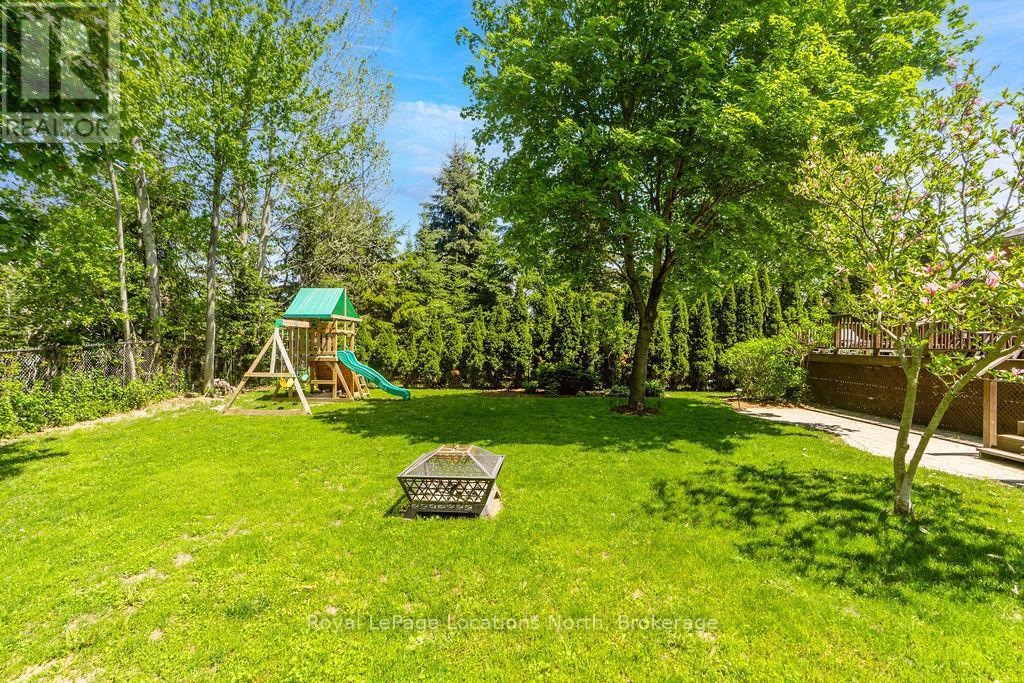 424 RAMBLEWOOD DRIVE - 42