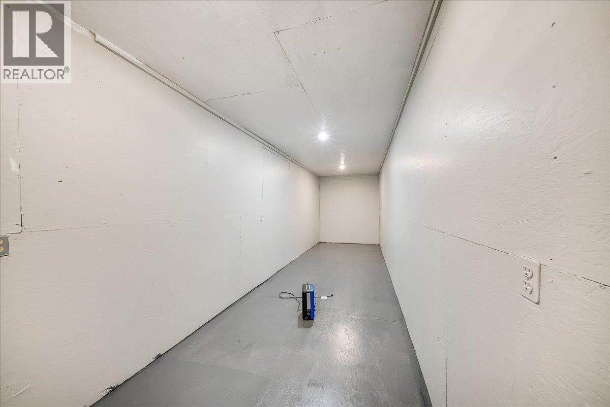1232 Mcleod Road - 28