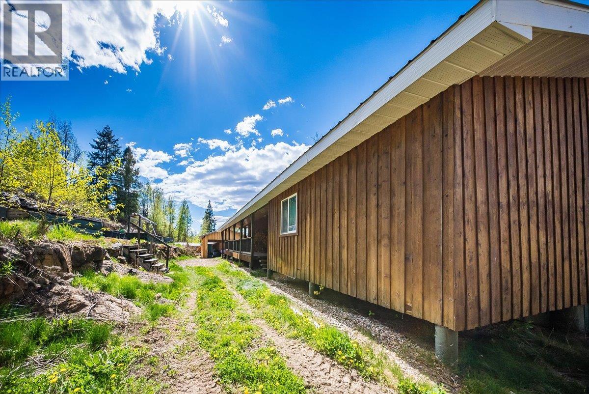 1232 Mcleod Road - 39
