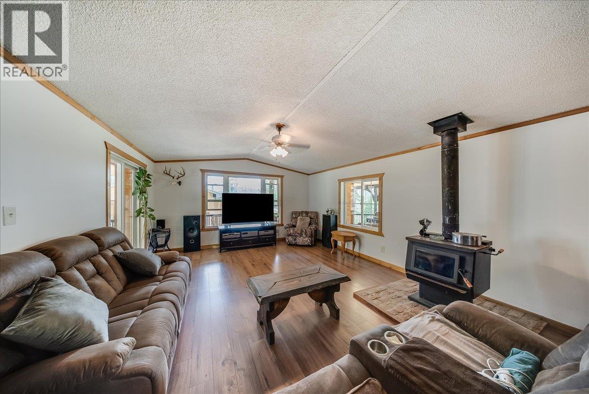 1232 Mcleod Road - 6