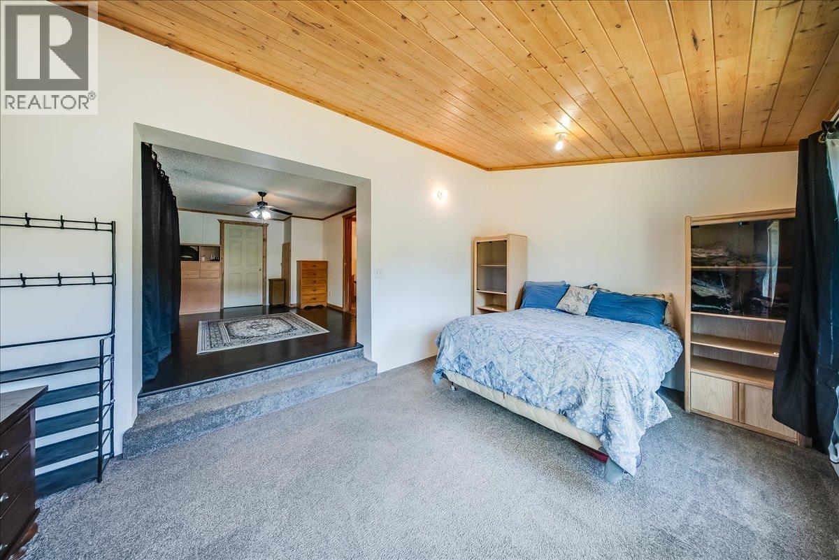 1232 Mcleod Road - 14