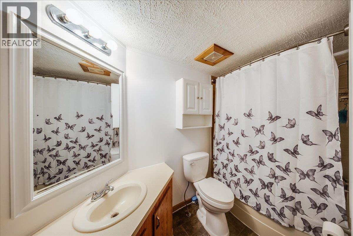 1232 Mcleod Road - 17