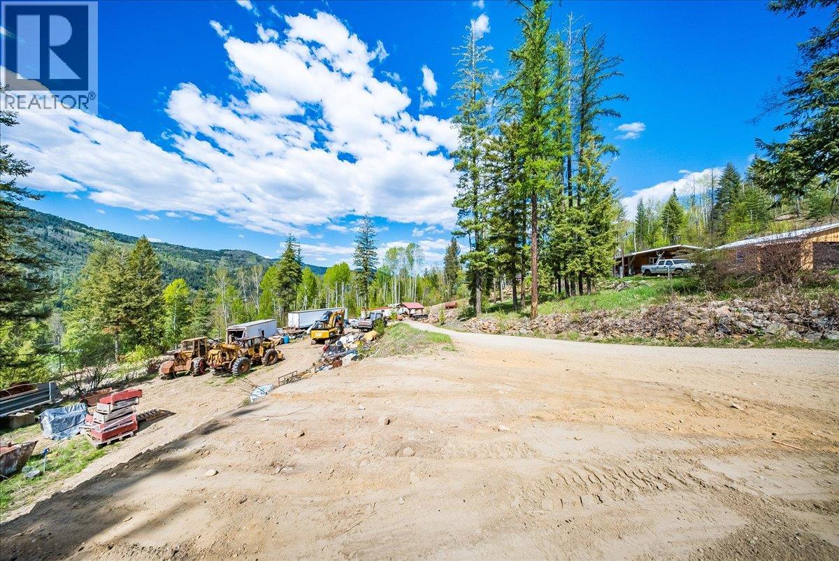1232 Mcleod Road - 49