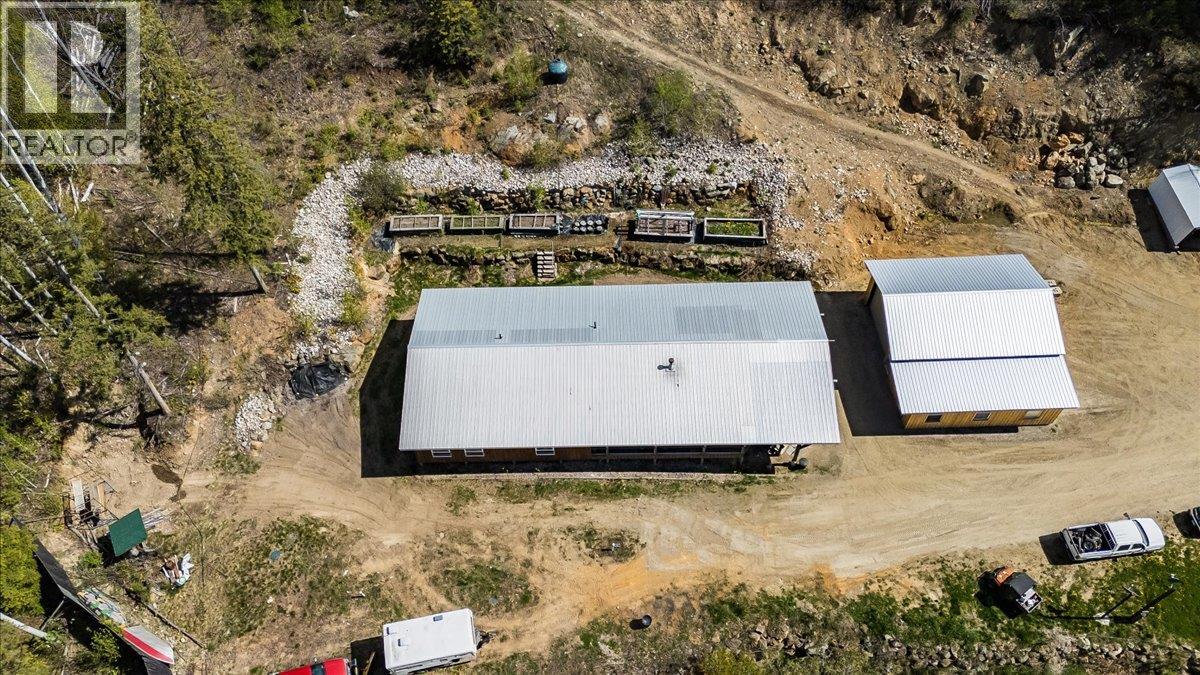 1232 Mcleod Road - 57