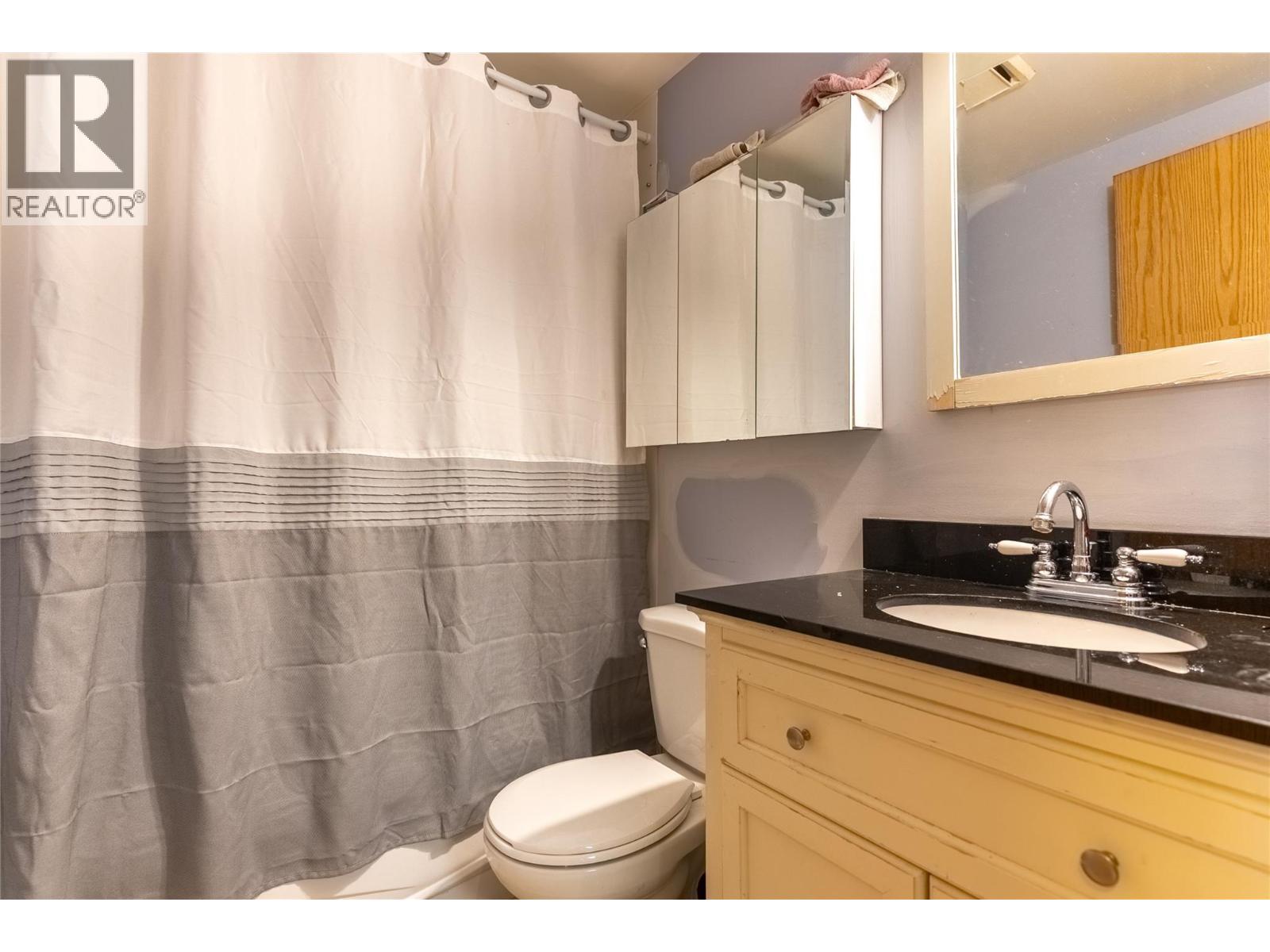#101 279 Alder Drive - 7