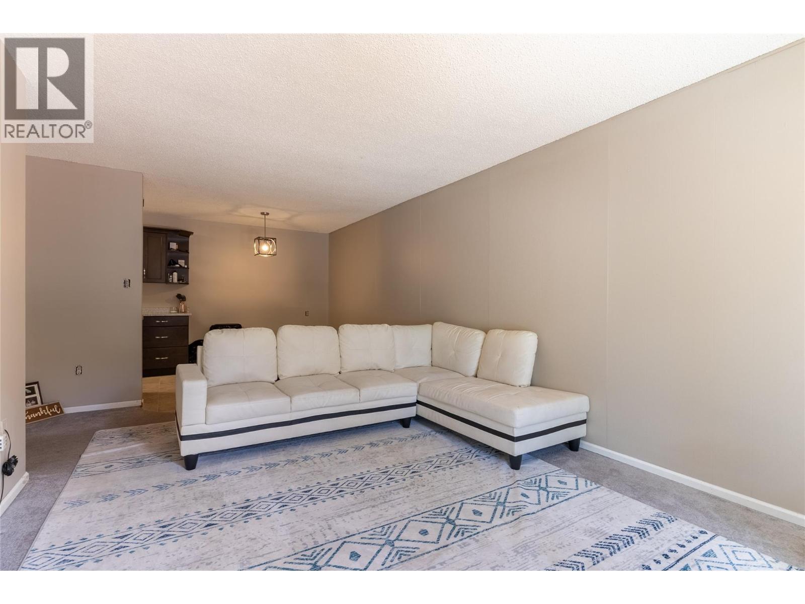 #101 279 Alder Drive - 6