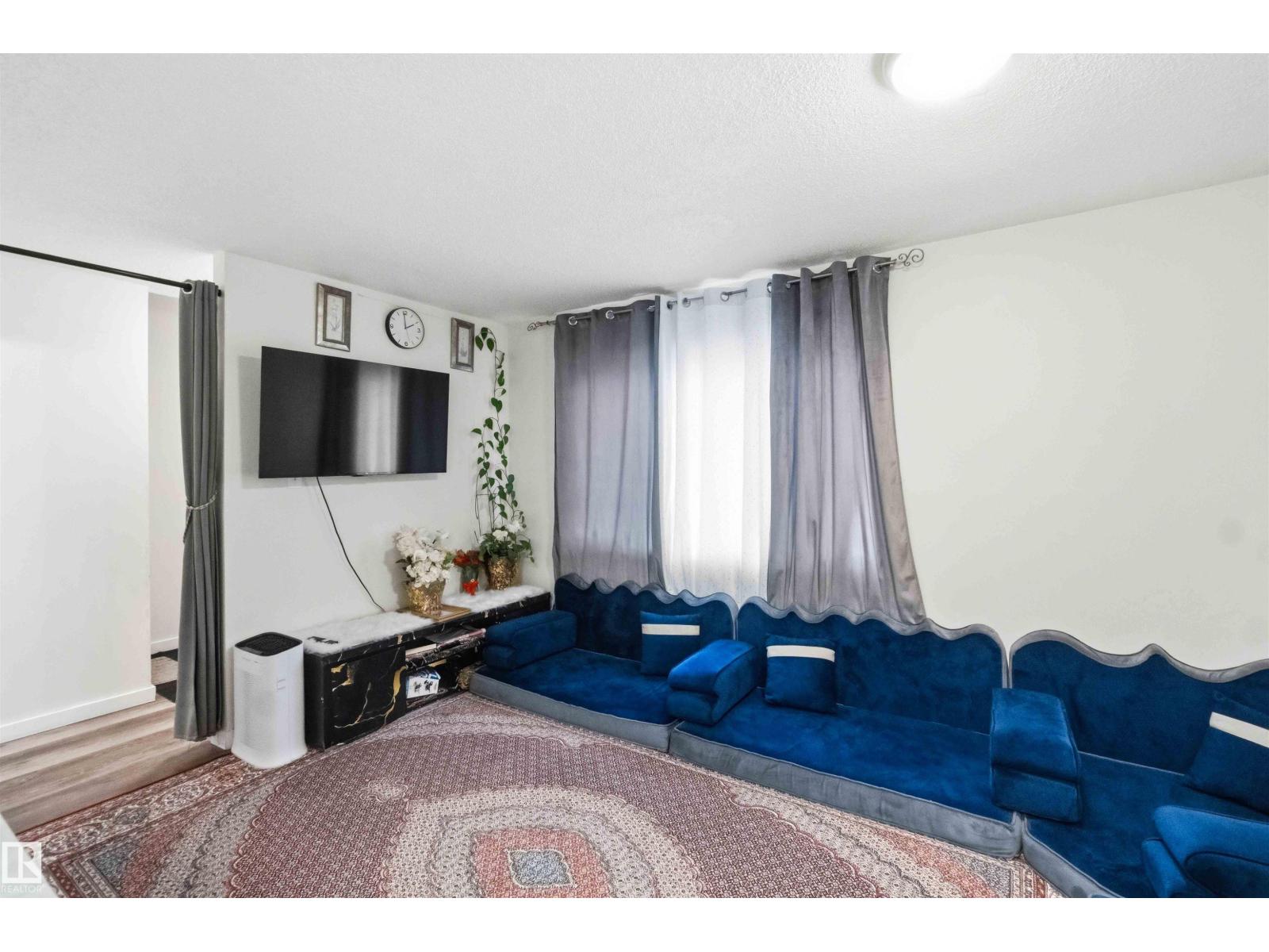 #203 11421 34 ST NW NW - 22