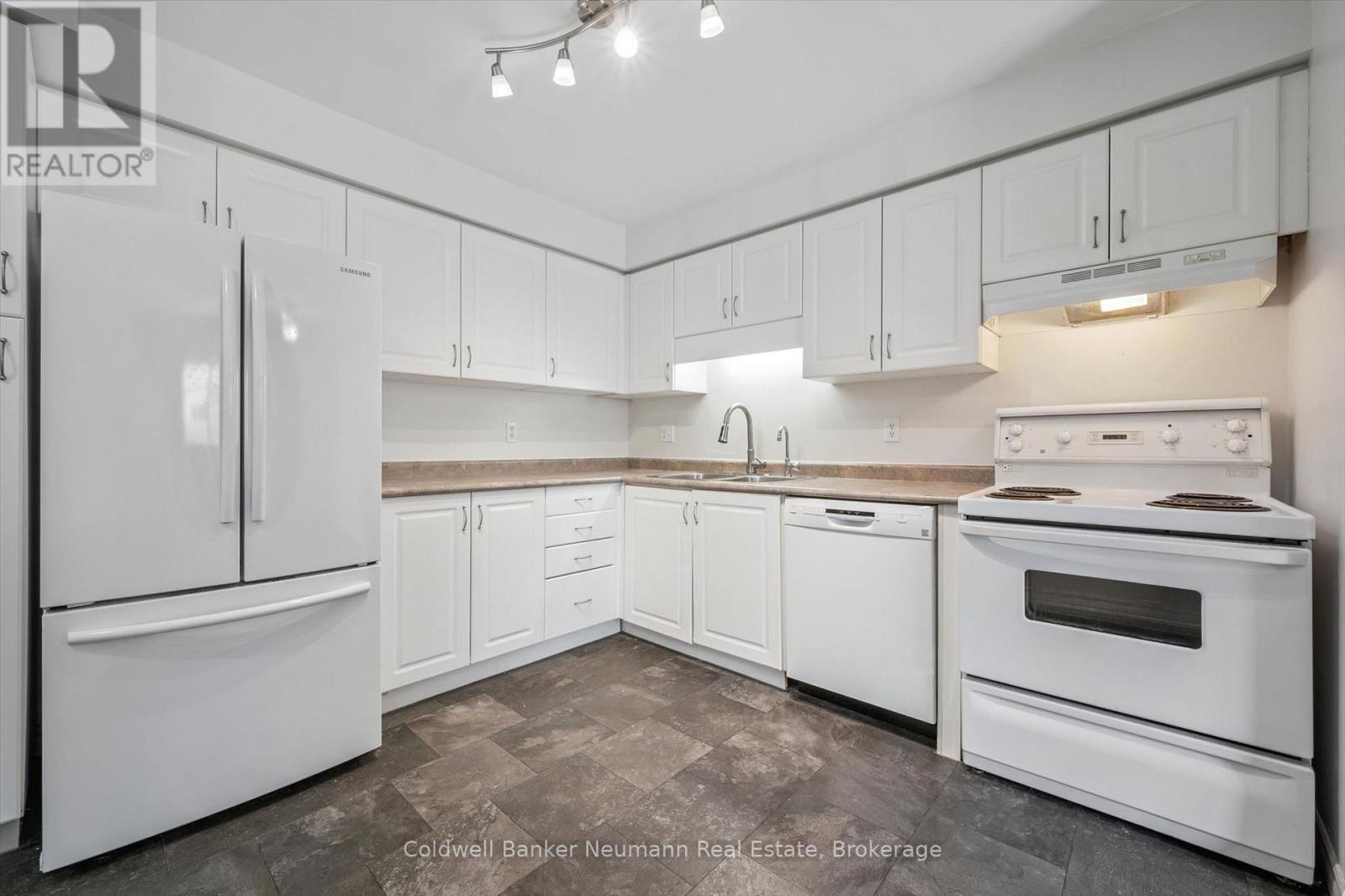 #26 30 IMPERIAL ROAD S - 11
