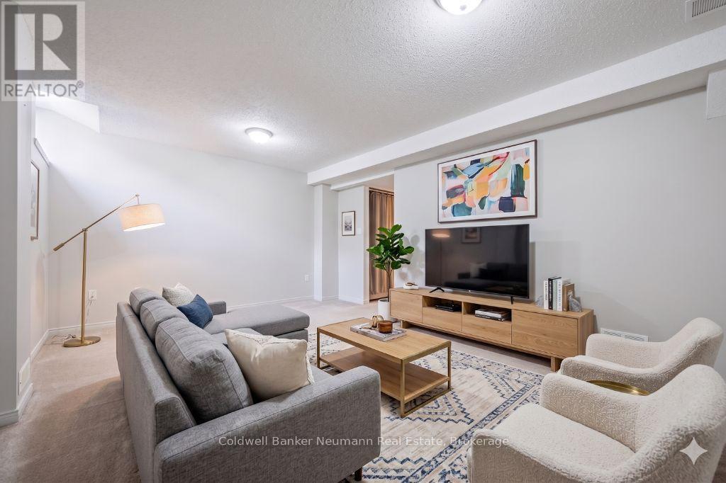 #26 30 IMPERIAL ROAD S - 34