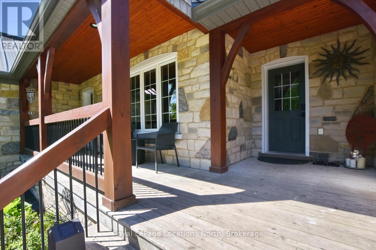 104 INGLIS DRIVE - 4