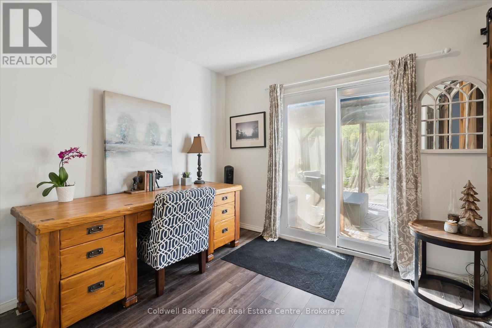 25 LANKIN AVENUE - 20