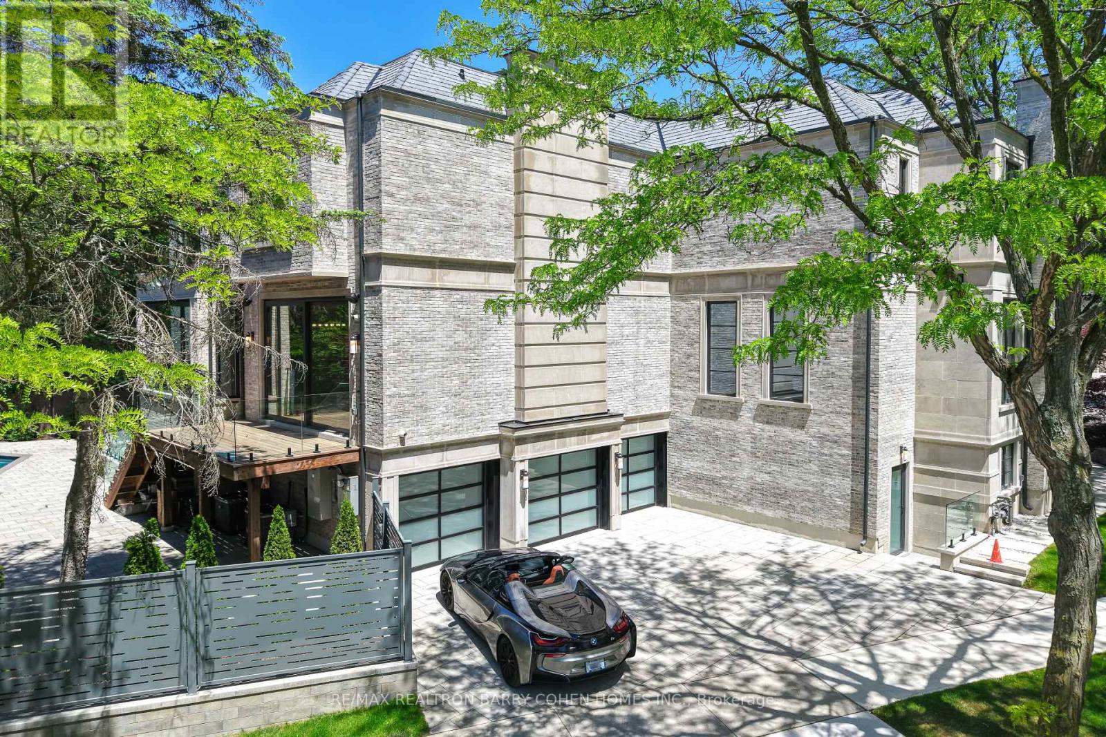 27 PENWOOD CRESCENT - 38