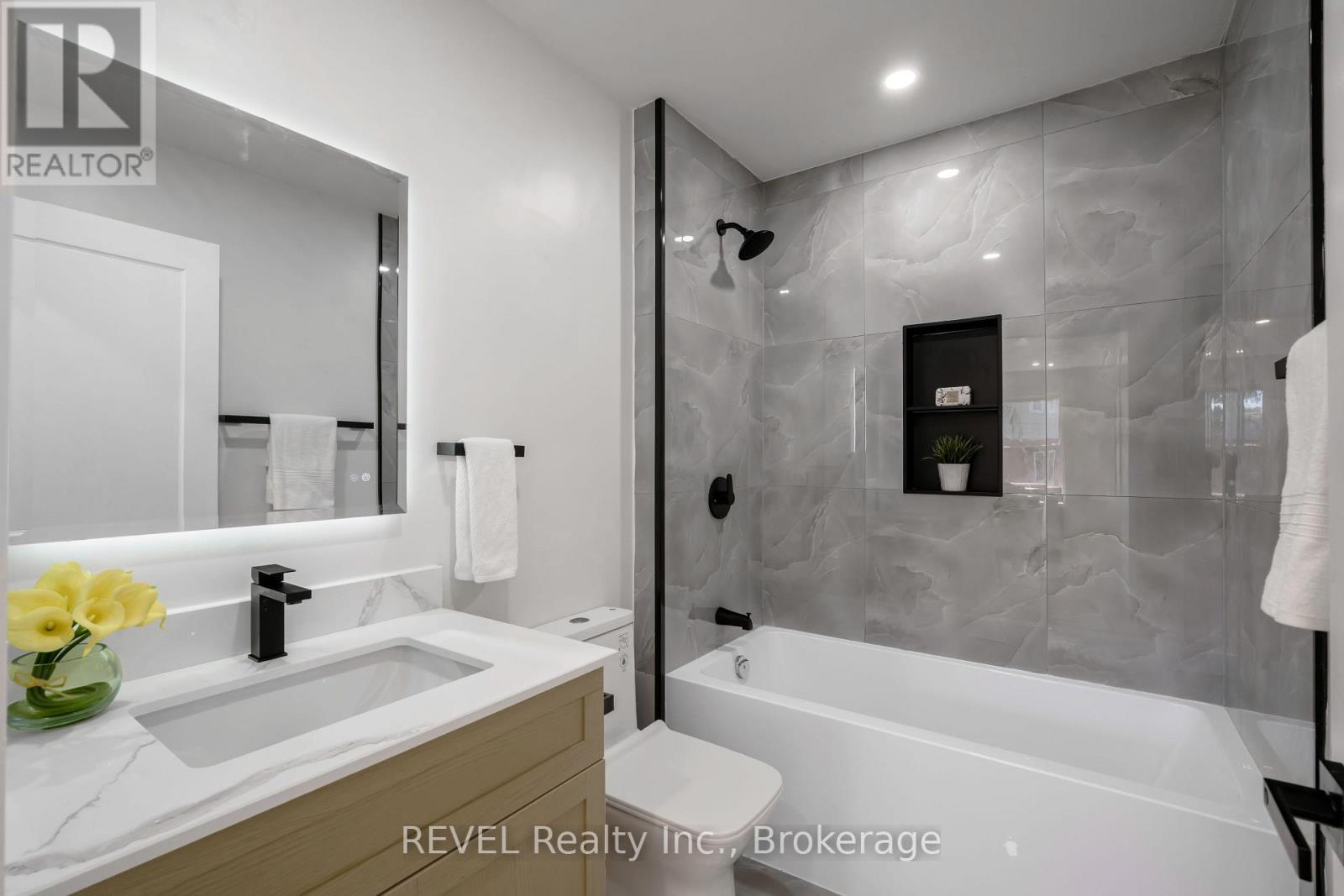 5261 BUCHANAN AVENUE - 14