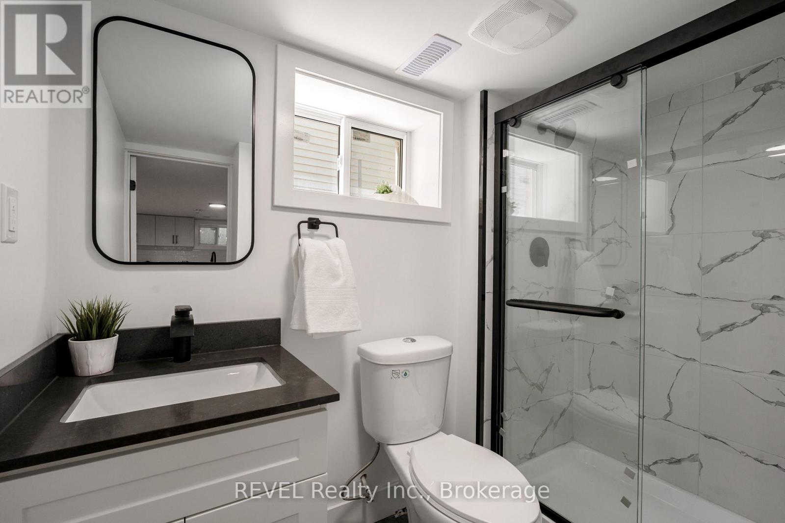 5261 BUCHANAN AVENUE - 25