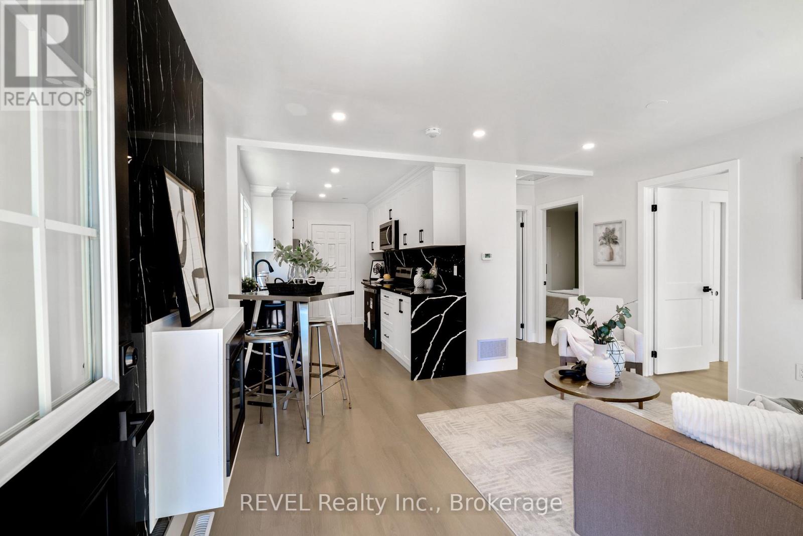 5261 BUCHANAN AVENUE - 5