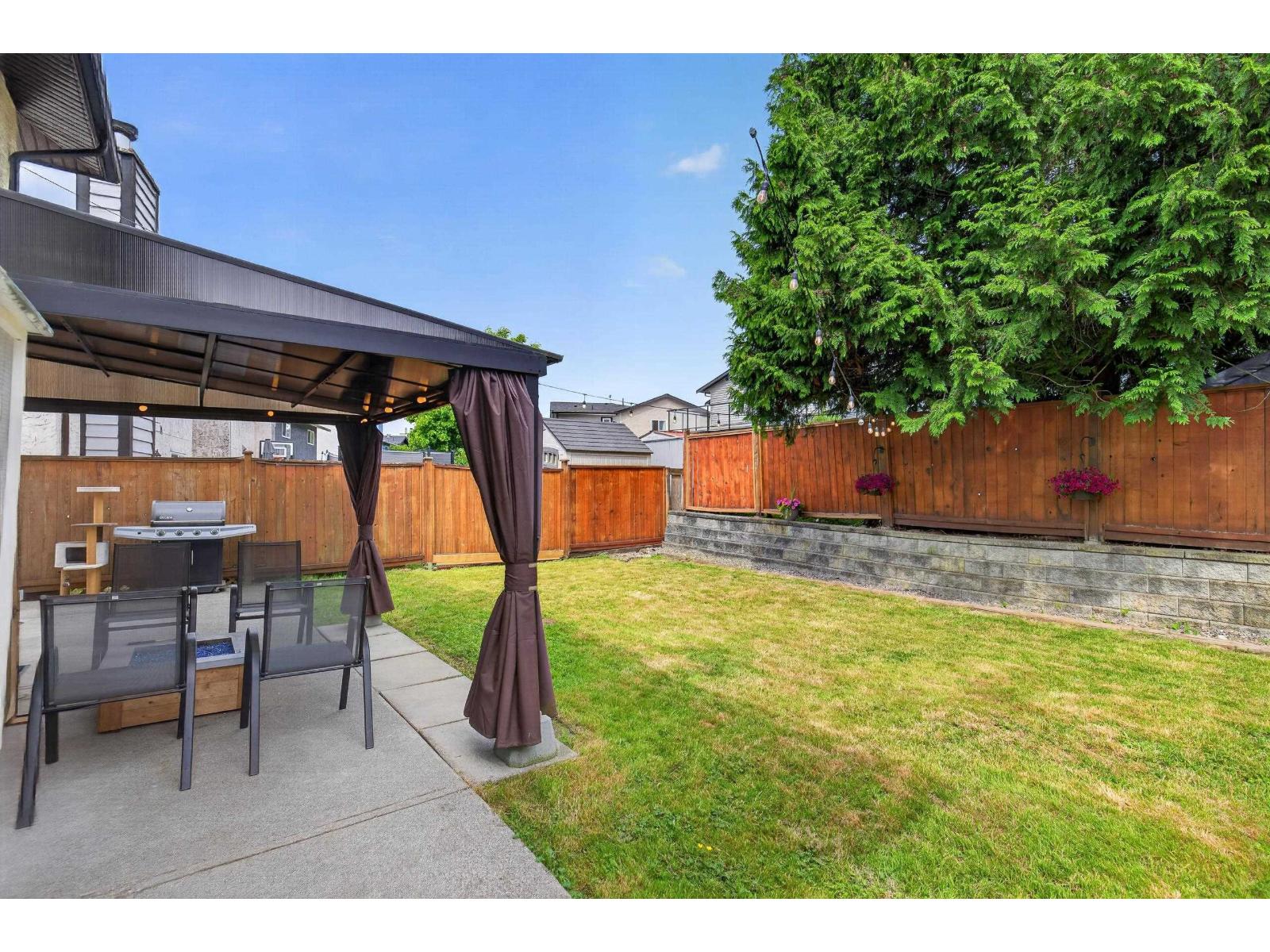 2472 WAYBURNE CRESCENT, Langley