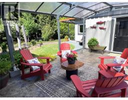 3881 Charlton Dr, Qualicum Beach, BC V9K1Z3 Photo 16