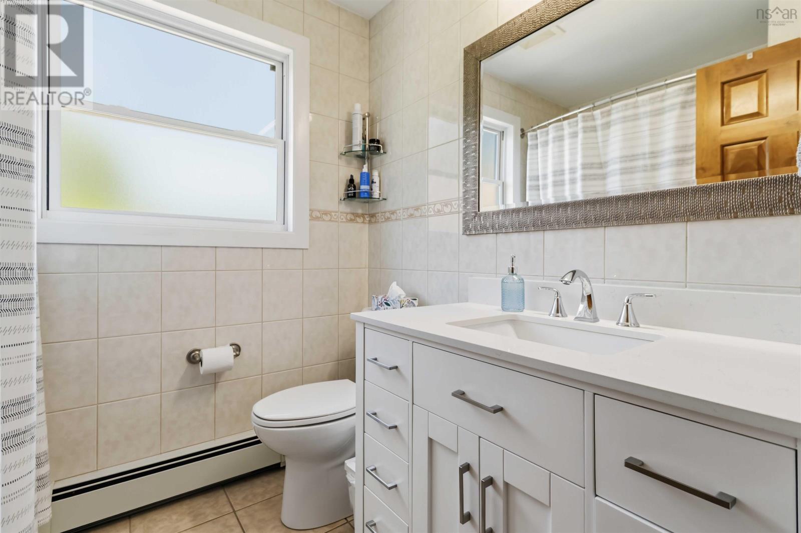 Property 4 of 40 of 122 Brook Street
