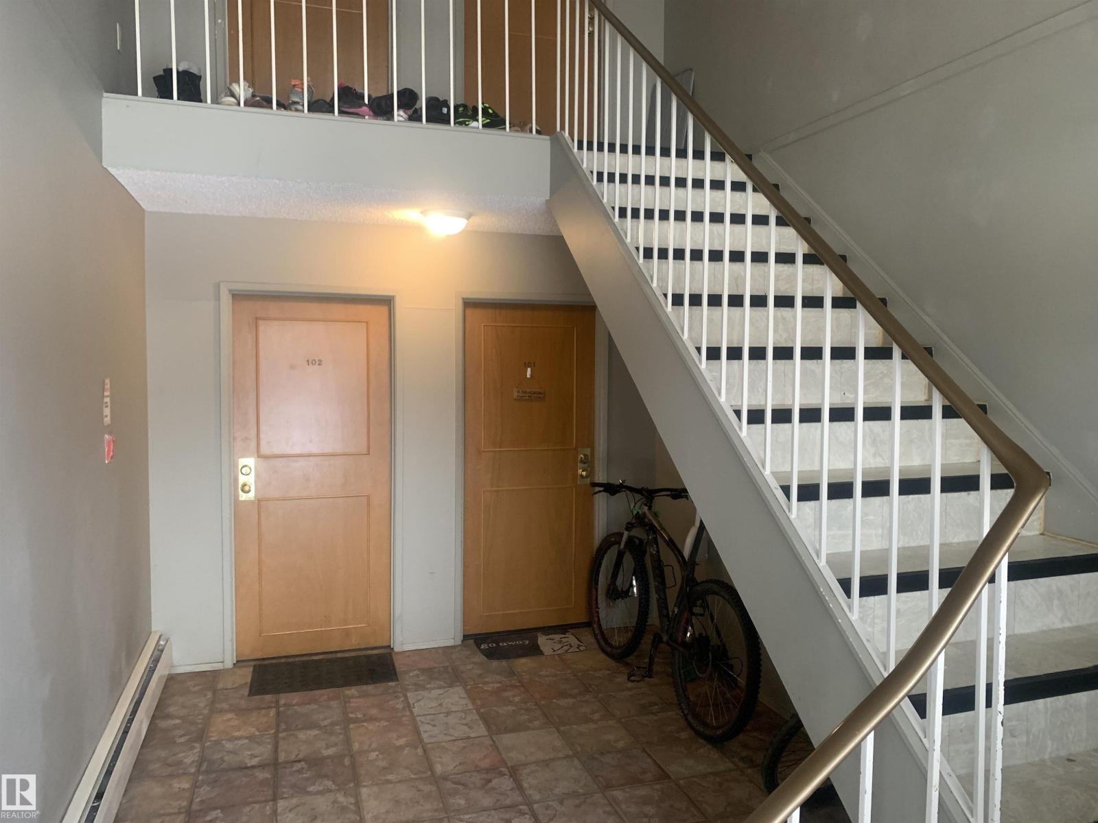 7708 91 ST NW - 2