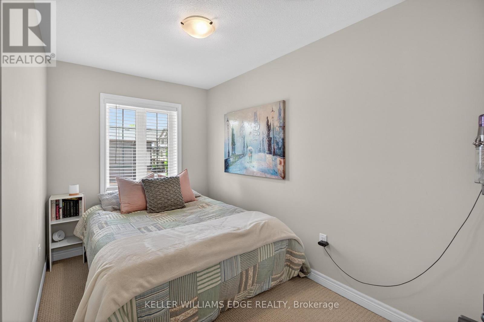 #2 377 GLANCASTER ROAD - 26