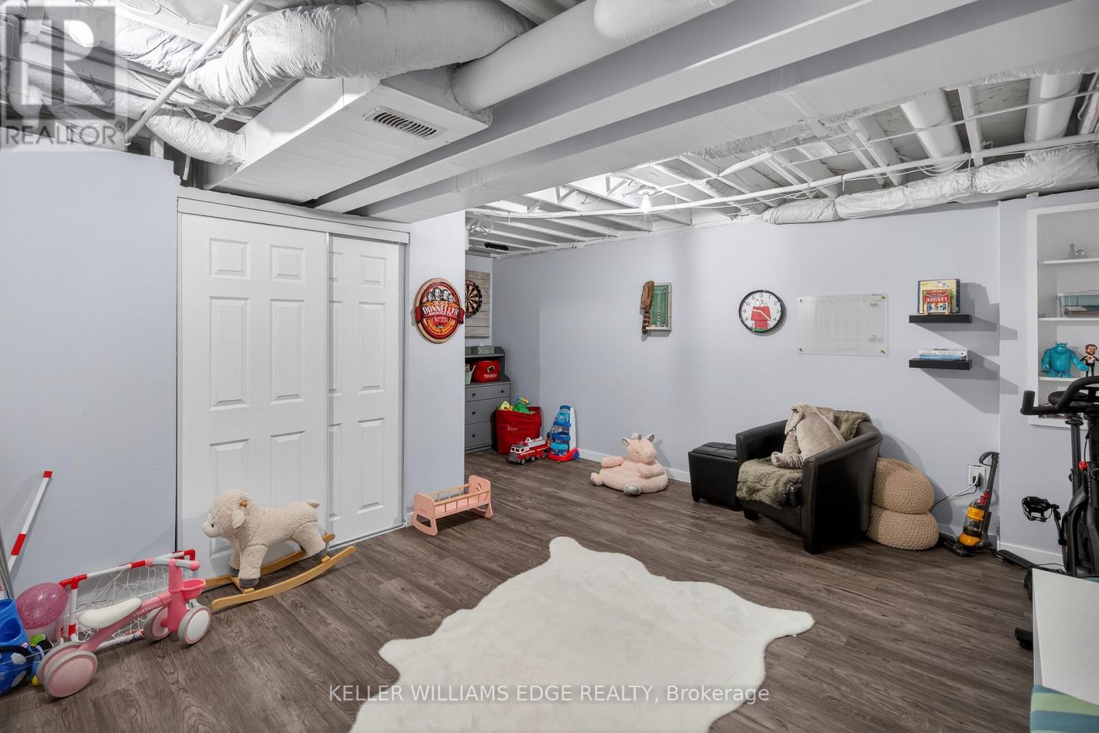 #2 377 GLANCASTER ROAD - 36