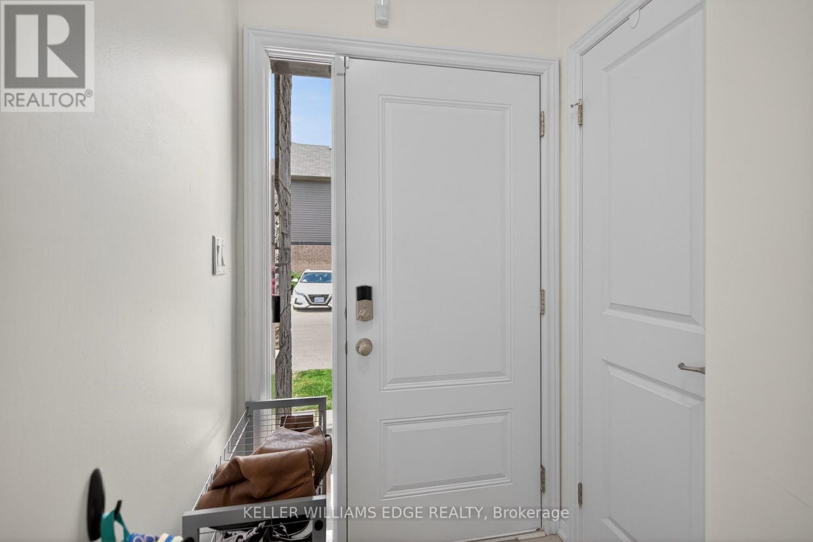 #2 377 GLANCASTER ROAD - 5
