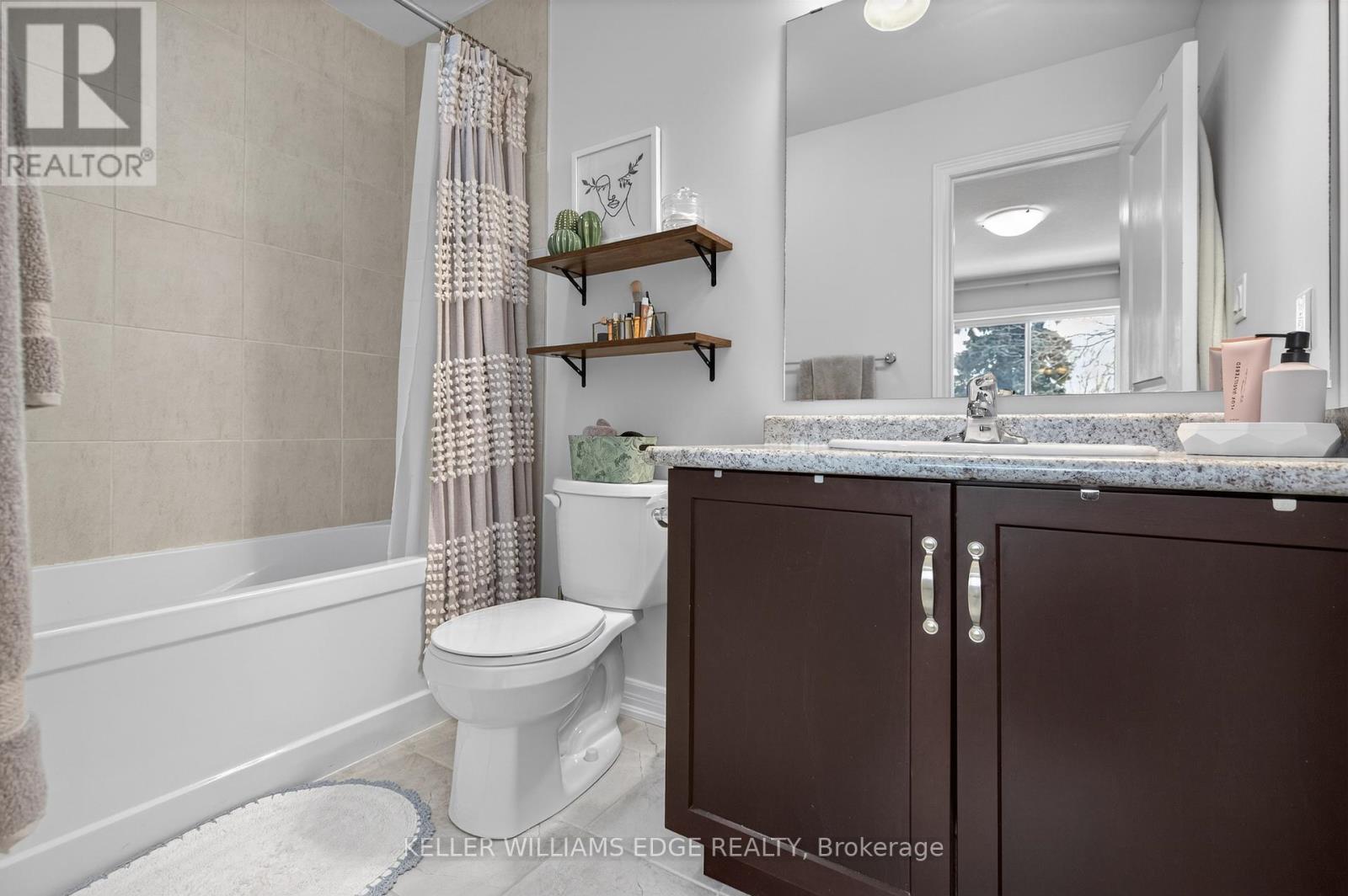 #2 377 GLANCASTER ROAD - 25