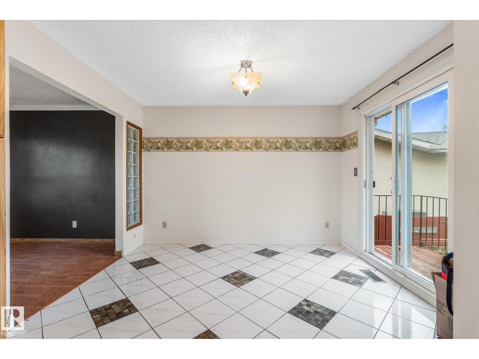 168 CLAREVIEW RD NW - 19
