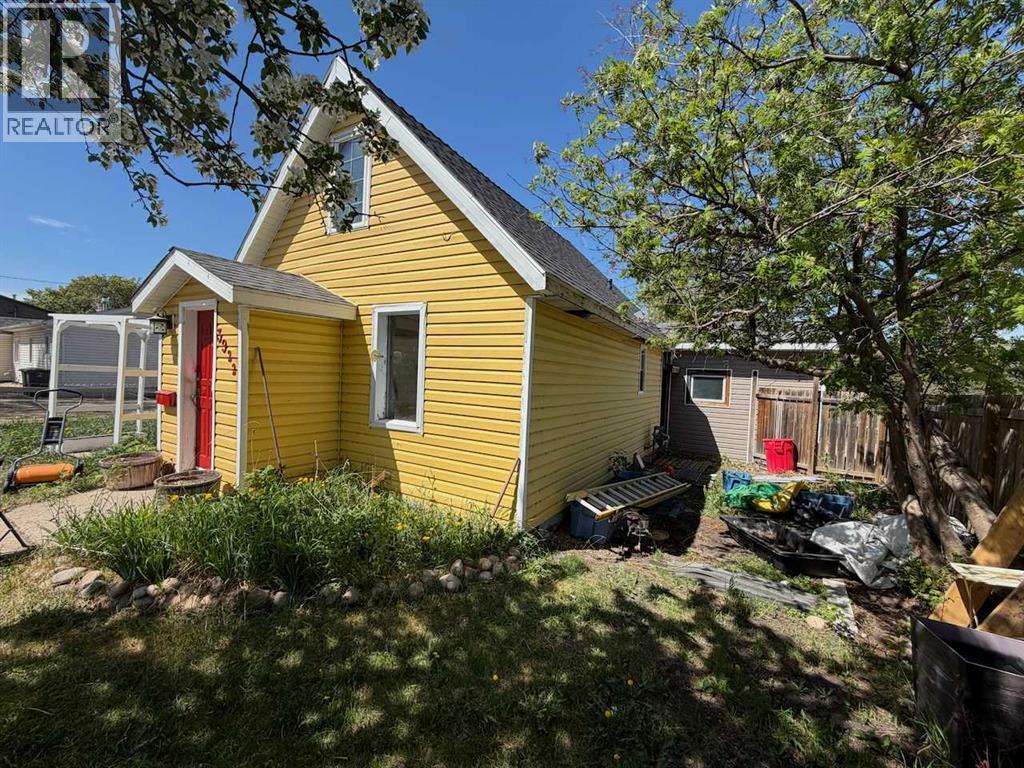 3922A 46 Street - photo 3