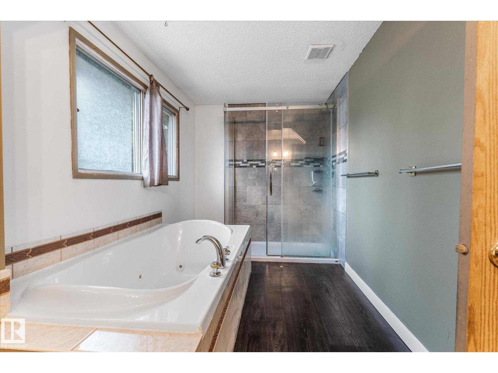 168 CLAREVIEW RD NW - 31