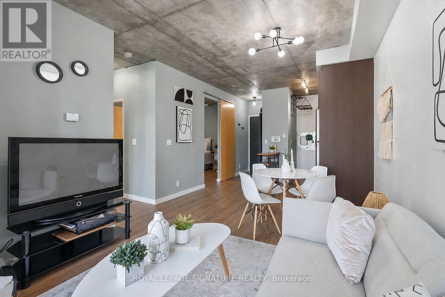 #411 1 SHAW STREET - 16