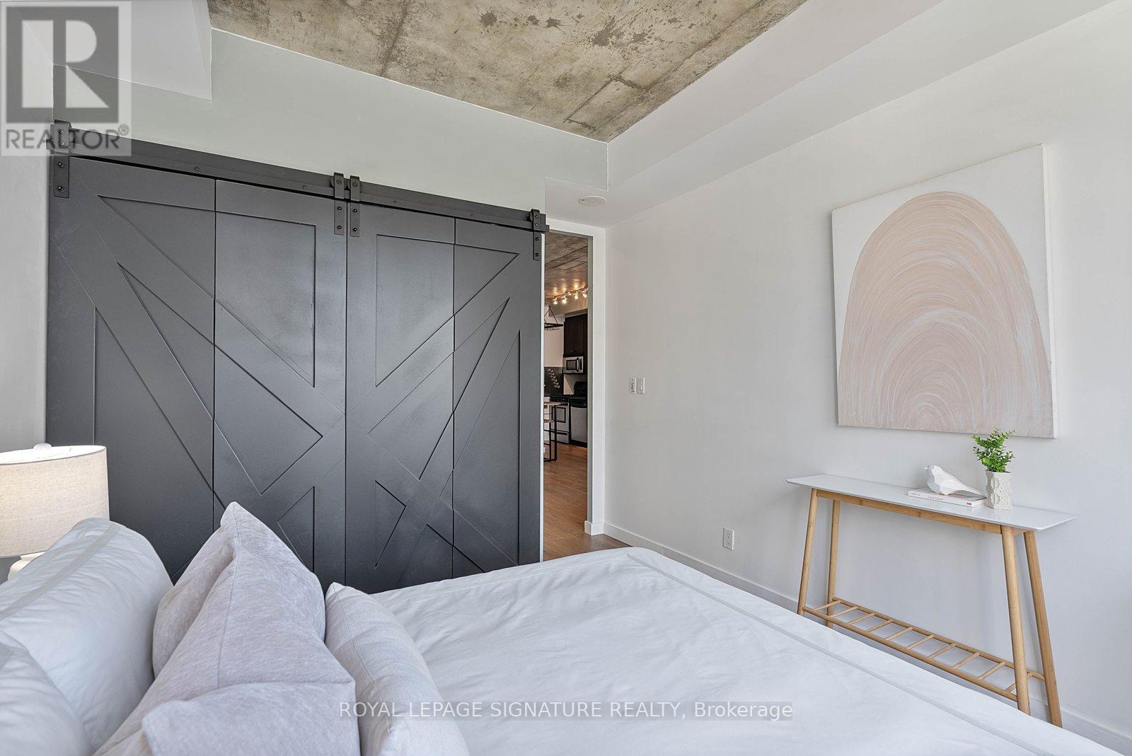 #411 1 SHAW STREET - 21